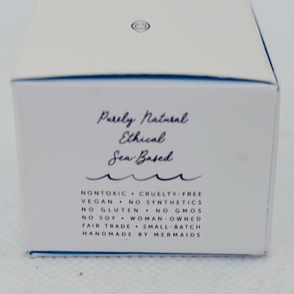 Earth Harbor Aqua Aura Reparative Eye Cream .5oz - NWT - Picture 3 of 5